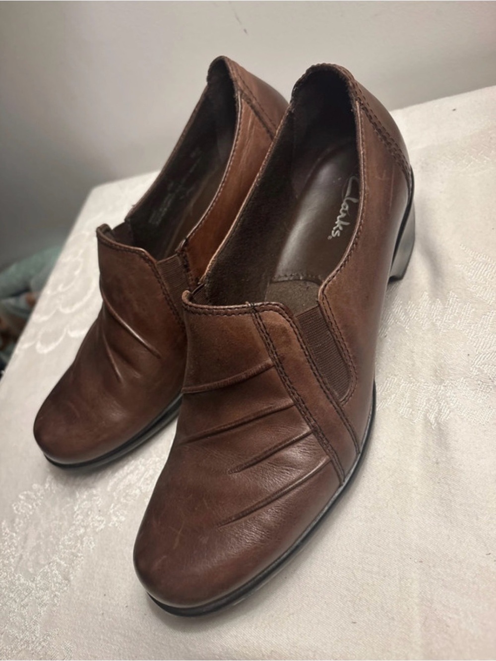 Clarks Women's Brown Leather Slip-On Heeled Loafers